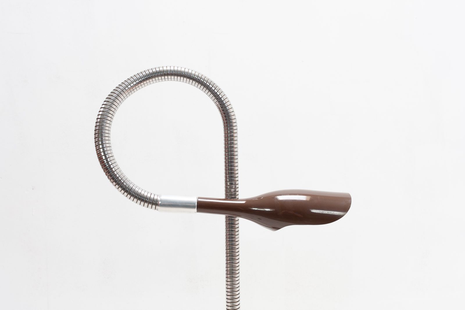 Gepo Flexible Floor Lamp photo Lighting