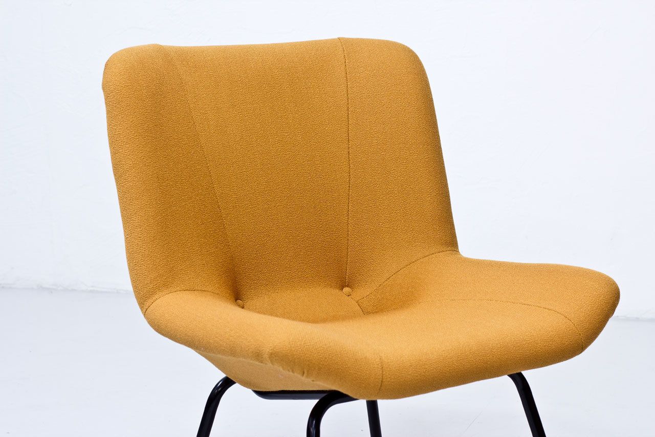 photo furniture Rare Pair Of "Lehti" Easy Chairs By Carl Gustaf Hiort, Finland, 1950s