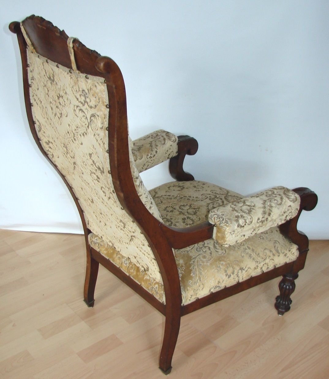 659.0 Armchair From The Turn Of The Century photo