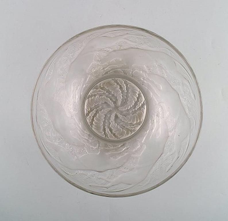 Early And Rare René Lalique "Chiens" Art Deco Bowl In Art Glass, 1930s photo furniture