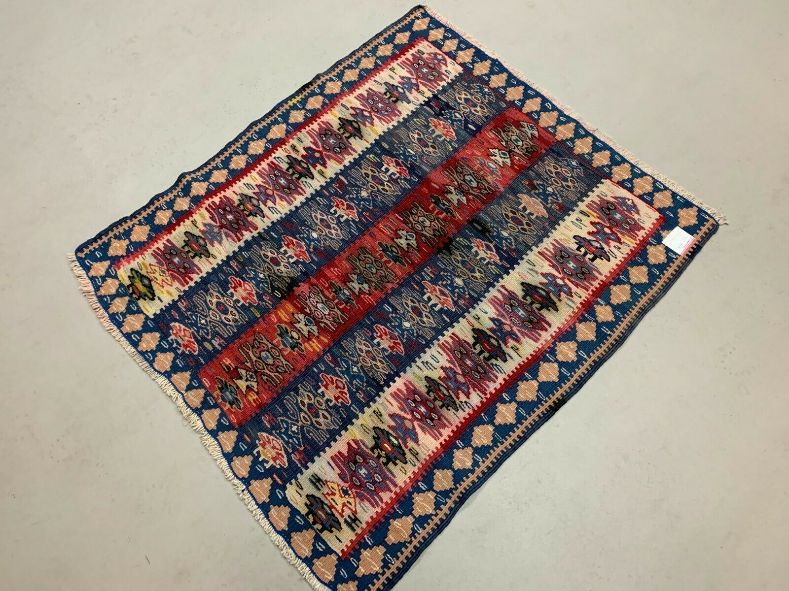 Vintage Turkish Kilim Kelim Rug 97x83cm Shabby, Rare Square, Boho Small photo furniture