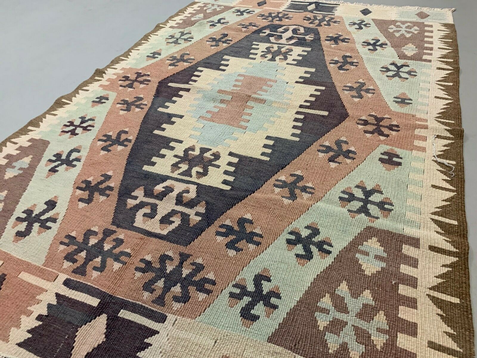photo furniture Vintage Turkish Kilim Kelim Rug 145x99cm Shabby, Country Home, Boho