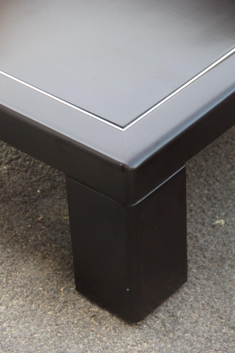 photo furniture Pair Of Minimalist Low Tables In Brown And Aluminum Lacquer Italian Design, 1970