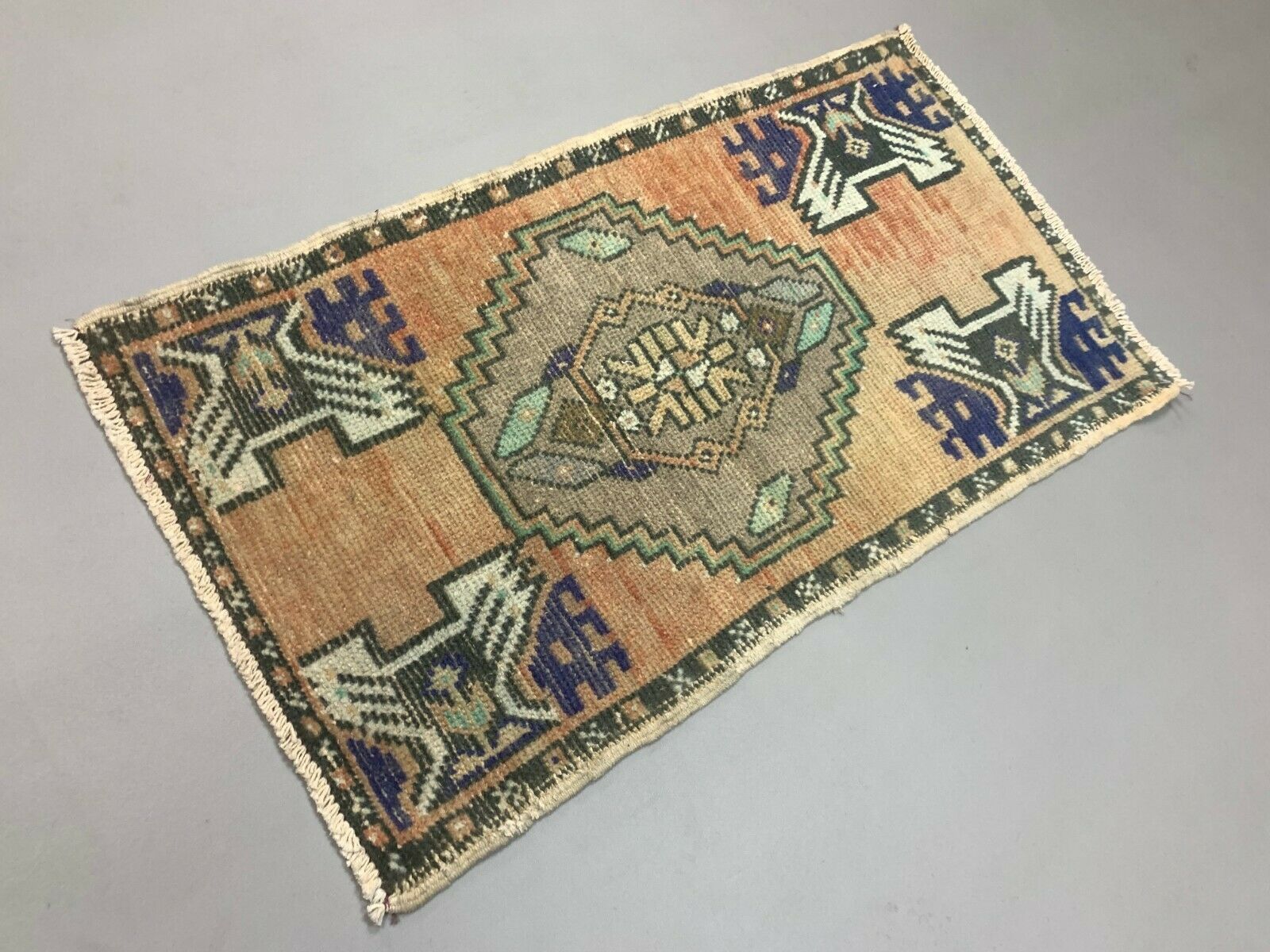 Small Vintage Turkish Rug 90x50 Cm, Short Runner, Tribal, Shabby Chic photo for sale