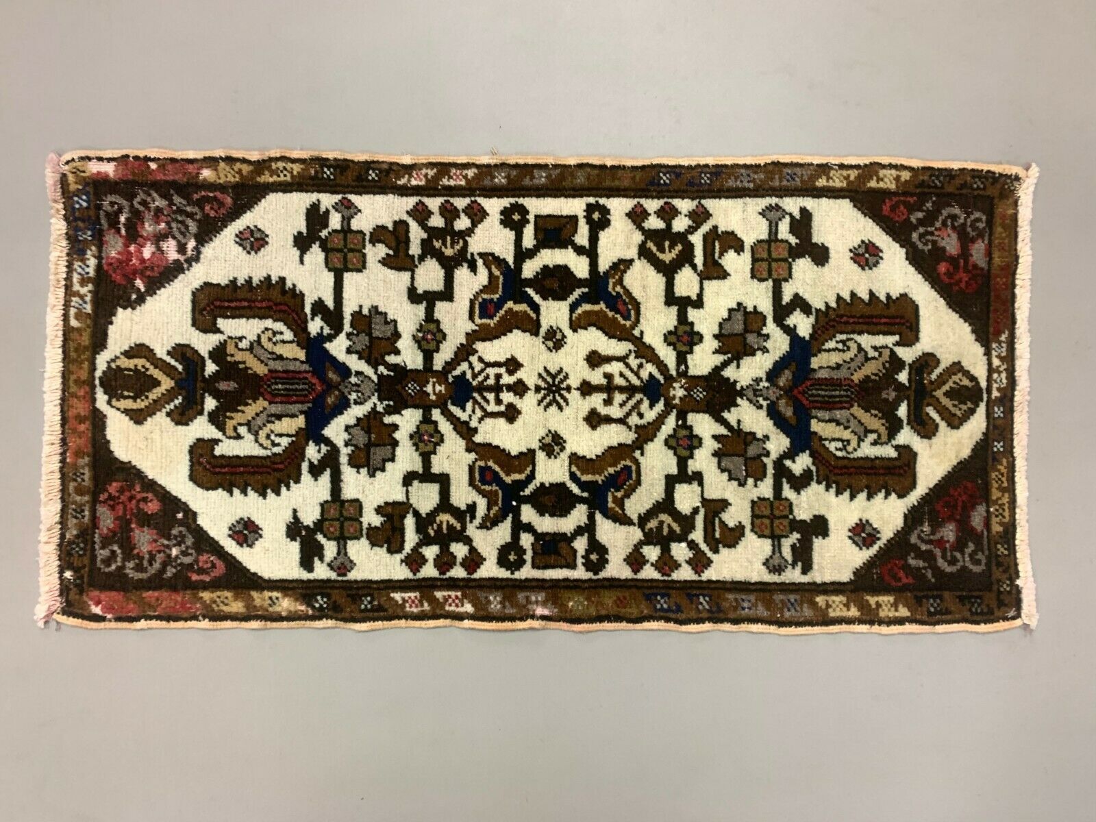 Small Vintage Turkish Rug 95x45 Cm, Short Runner, Tribal, Shabby Chic photo furniture