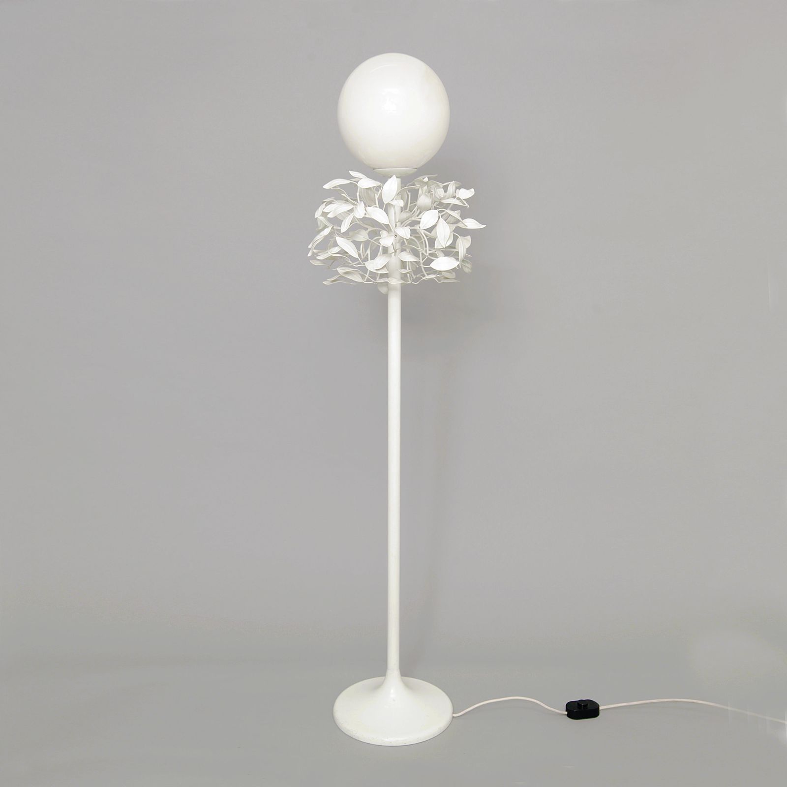 Mid Century Sergio Terzani Enamel Laurel Leaf Italian Floor Lamp