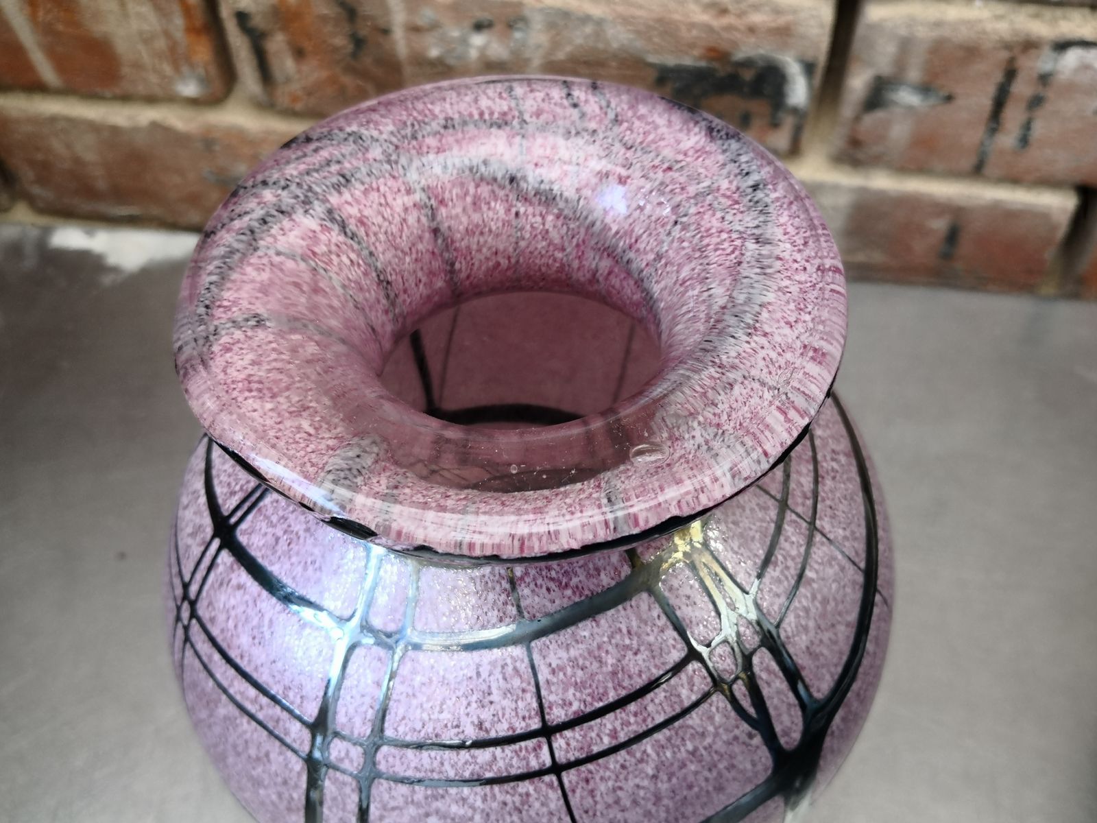 Pink Frosted Irridescent Contemporary Art Glass Vase With Silver Grey Geometric Design photo Home Decor