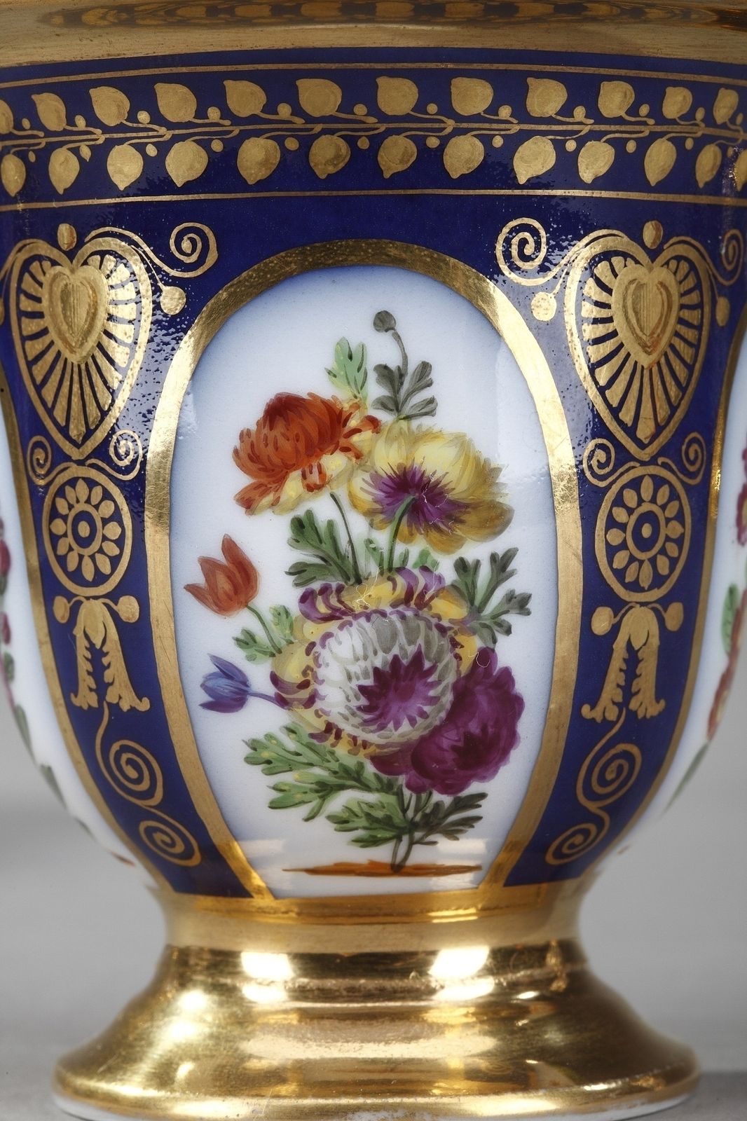 Service à café en porcelaine de Paris de style Charles X photo vintage