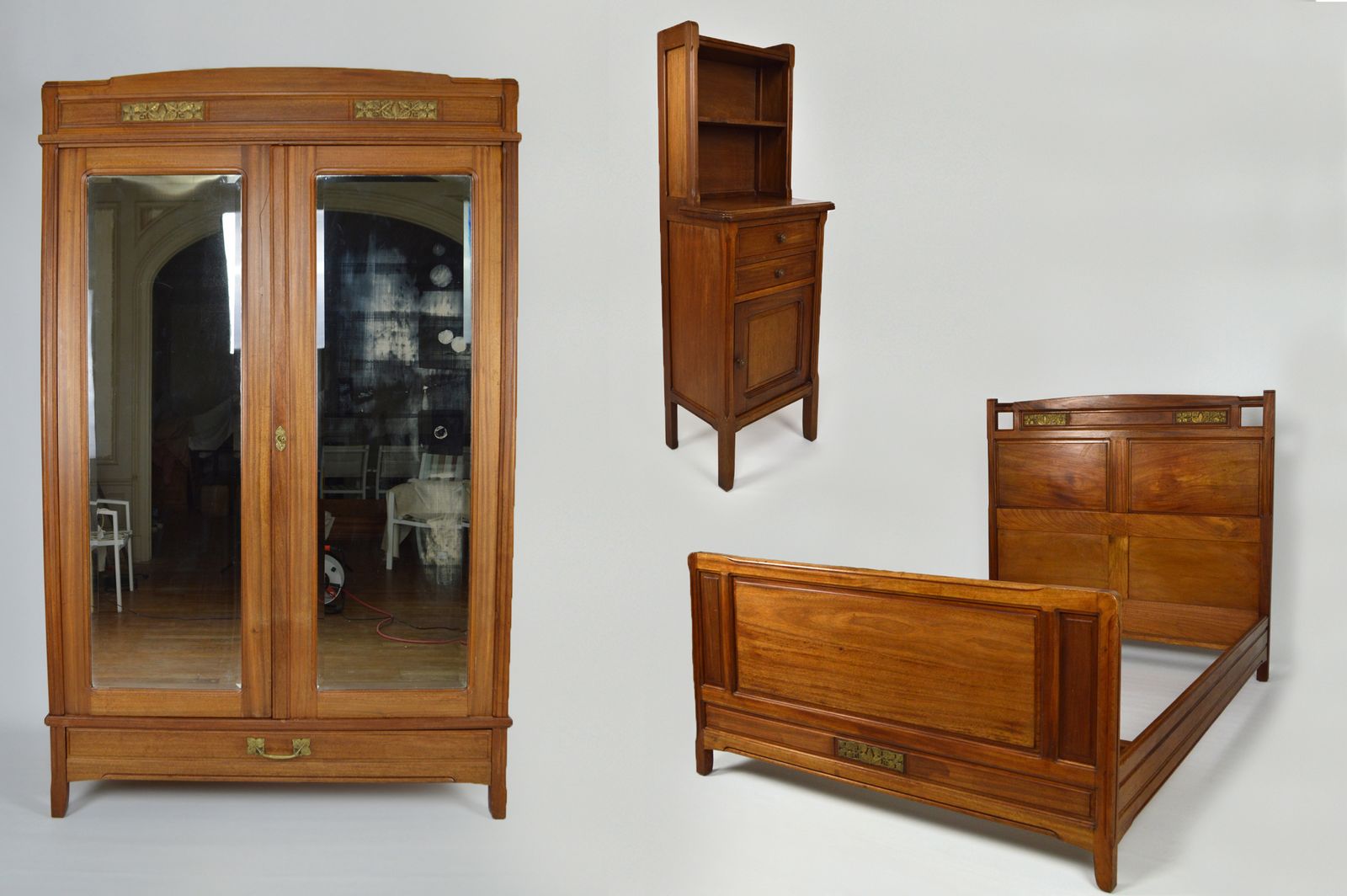 French Art Nouveau Mahogany Clematis Bedroom Set By Mathieu Gallerey, Circa 1920