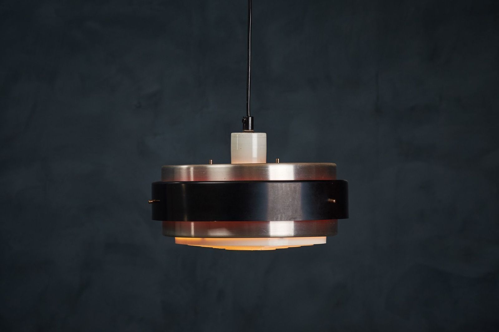 Deense Mid Century Hanglamp photo furniture