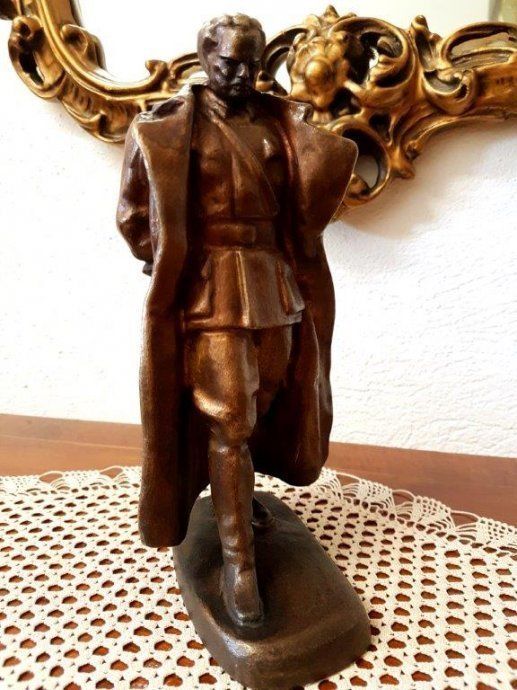 A Bronze Statue Of Tito photo vinterior