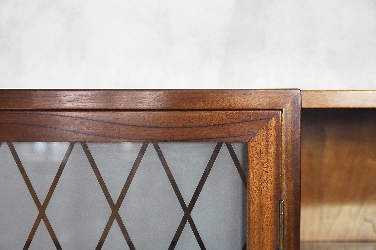 photo vinterior Antique Walnut And Burl Swedish Buffet With Glass Vitrine, 1940s