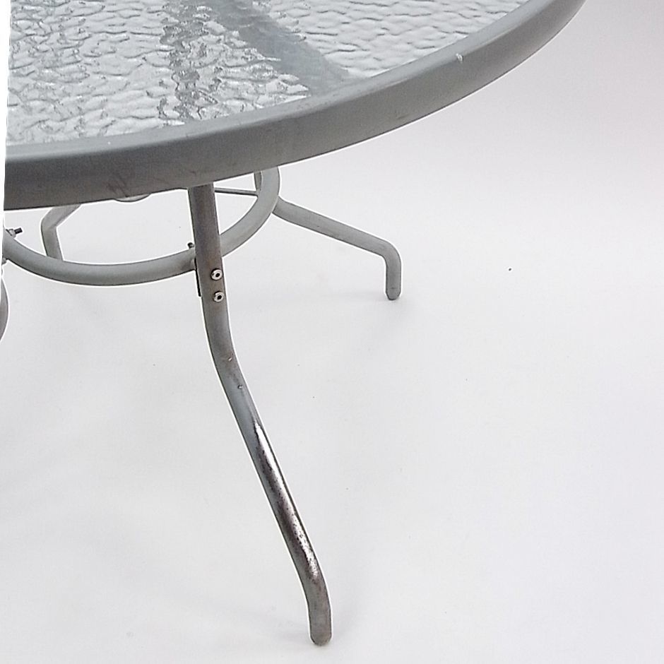 Round Garden Table, 1970s photo vintage