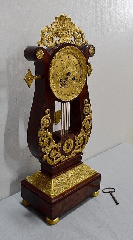 Pendulum Lyre In Mahogany And Gilt Bronze, Empire Period   Early 19th Century photo furniture