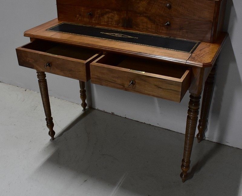 photo furniture Small Tiered Walnut Desk, Louis Philippe Period, 2nd Part Of 19th