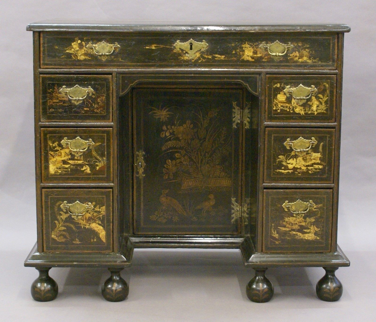 A Very Rare Queen Anne Kneehole Desk photo Furniture