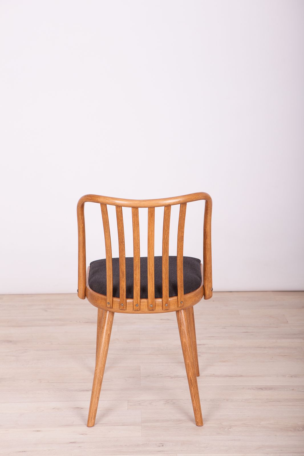 Furniture Dining Chairs By Antonín šuman For Ton, 1960s, Set Of 4 photo