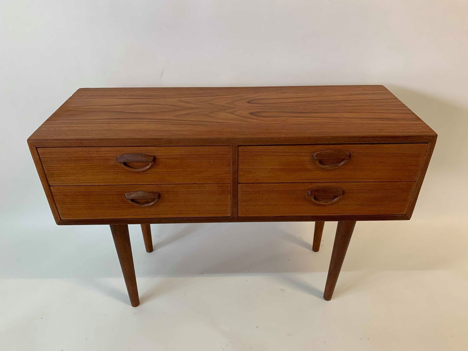 Chest Of Drawers. Proj Kai Krystiansen For Feldballes Møbelfabrik, Denmark, 1960s. photo 1050.0
