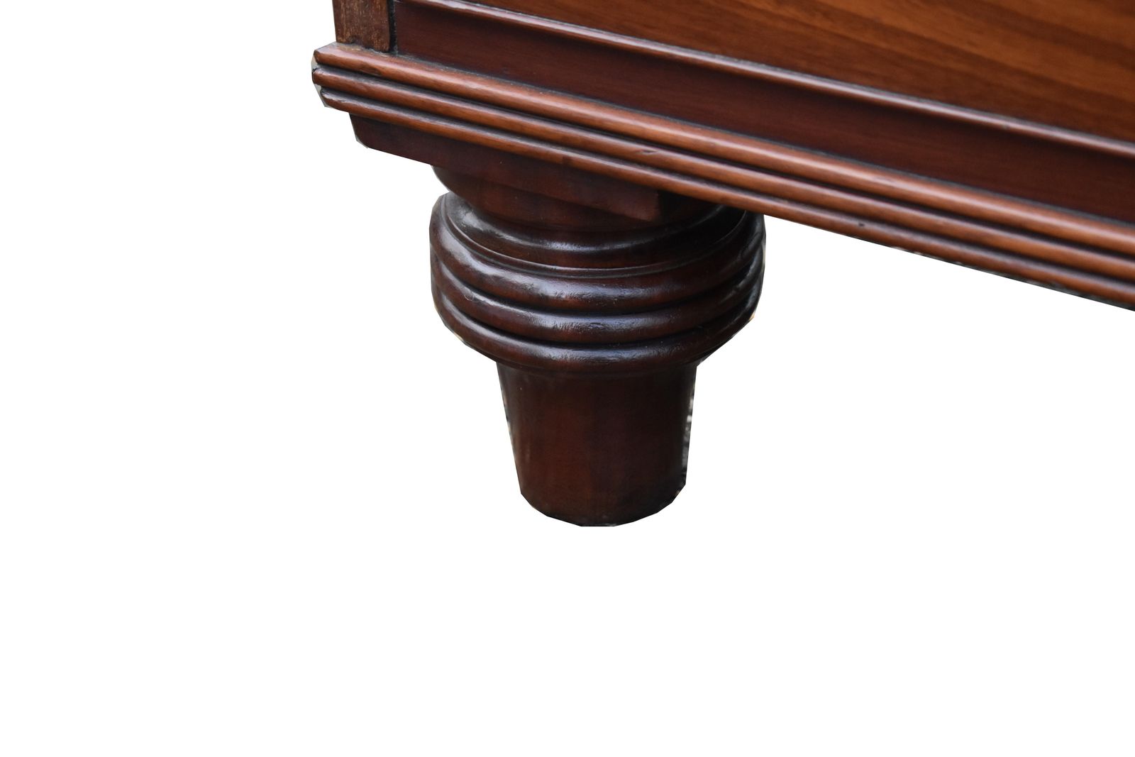 photo furniture 19th Century English Victorian Mahogany Chest On Chest