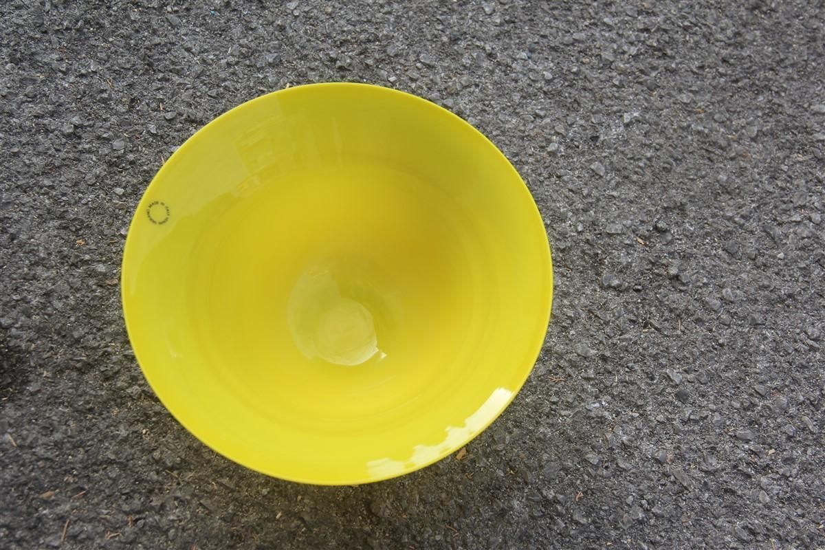 Murano Glass Cup Vase Yellow Black 1989 Mendini Attributed Italian Design photo for sale