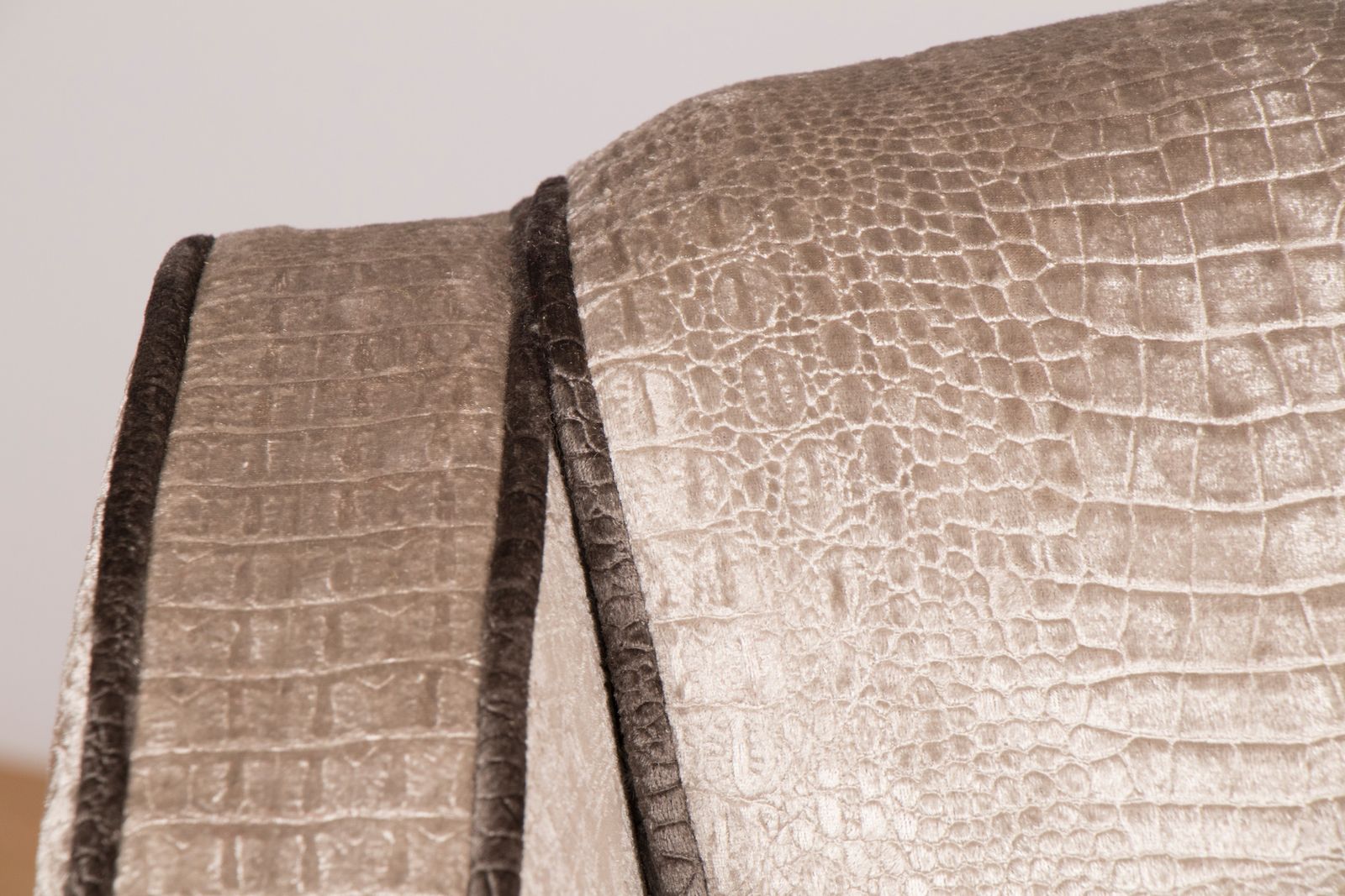 British Art Deco Sofa Newly Upholstered In A Silver Snakeskin Style Fabric photo vinterior