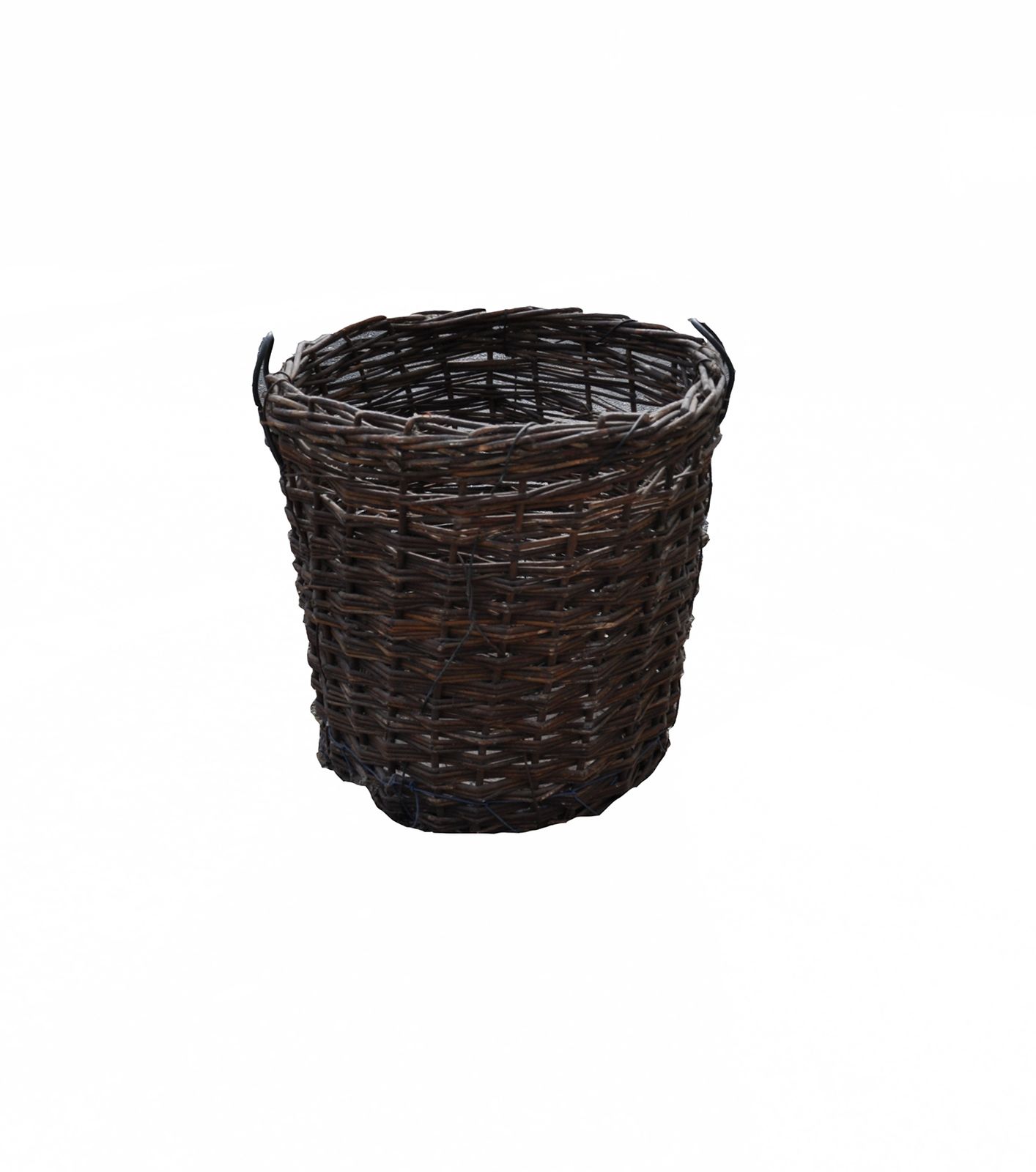 Antique Hungarian Basket photo vinterior