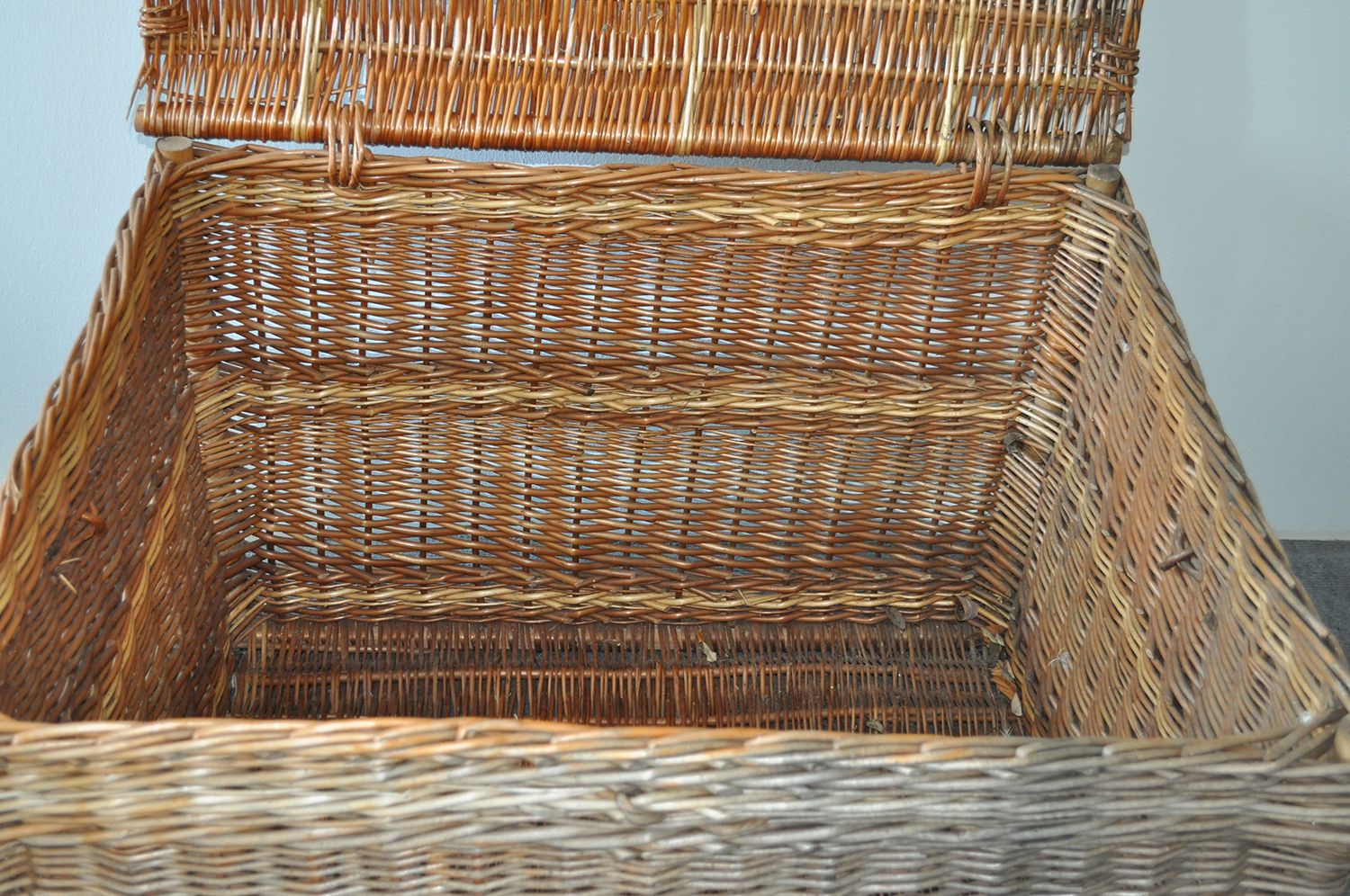 Very Large Vintage Basket With Lift Top Lid photo 412.0