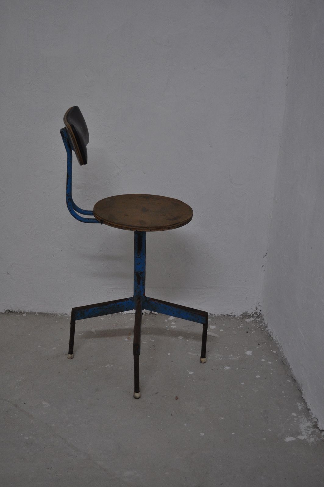 Iron Industrial Chair photo for sale