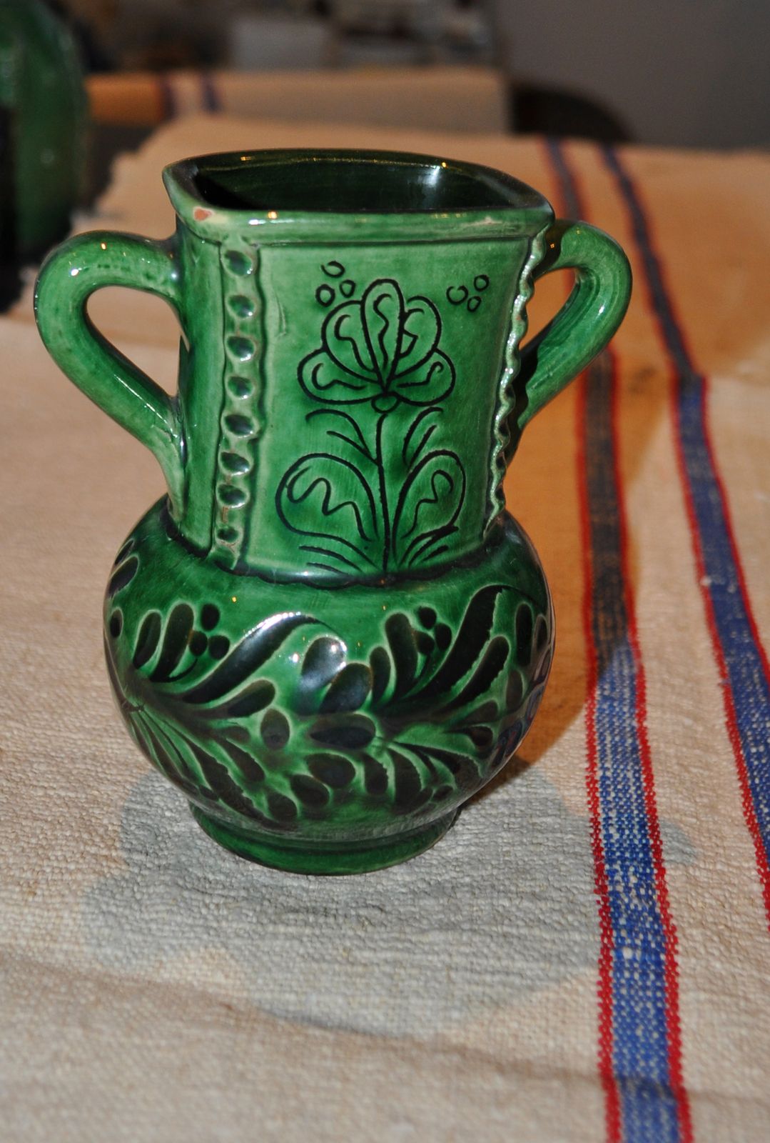 Hungarian Folk Glazed, Set photo furniture