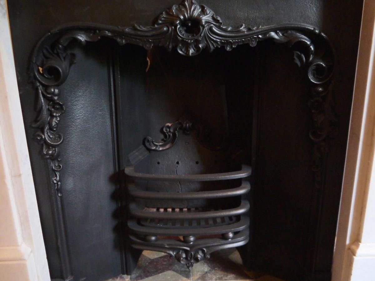 Original Early Victorian Cast Iron Insert