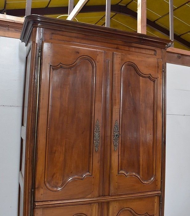 Important Four Regional Property Doors, In Cherry Roux, Louis XV Period, Late 18th Century photo vinterior