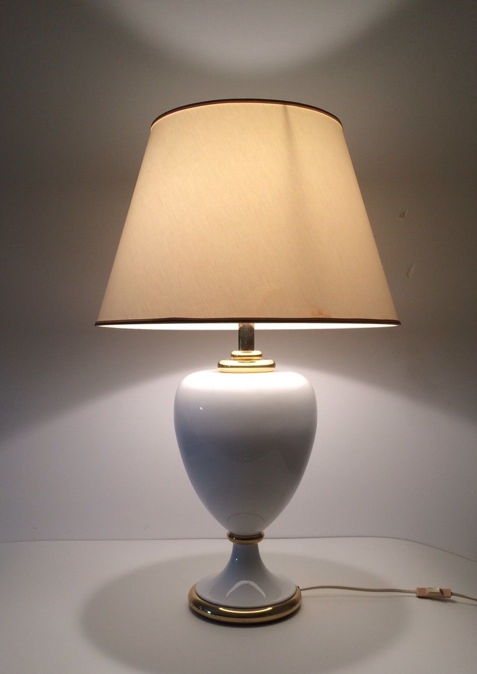 Maison Le Dauphin Hollywood Regency Ceramic Table Lamp With Shade 1980s France photo Lighting