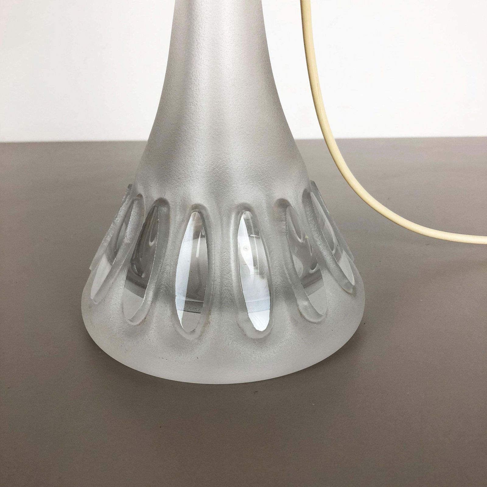 Original 1970s Metal And Glass Tulip Desk Light By Peill & Putzler, Germany photo 619.0