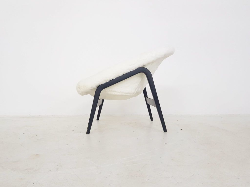 Hartmut Lohmeyer Voor Artifort Lounge Chair Model 118 "Columbus", Nederland 1957 photo for sale