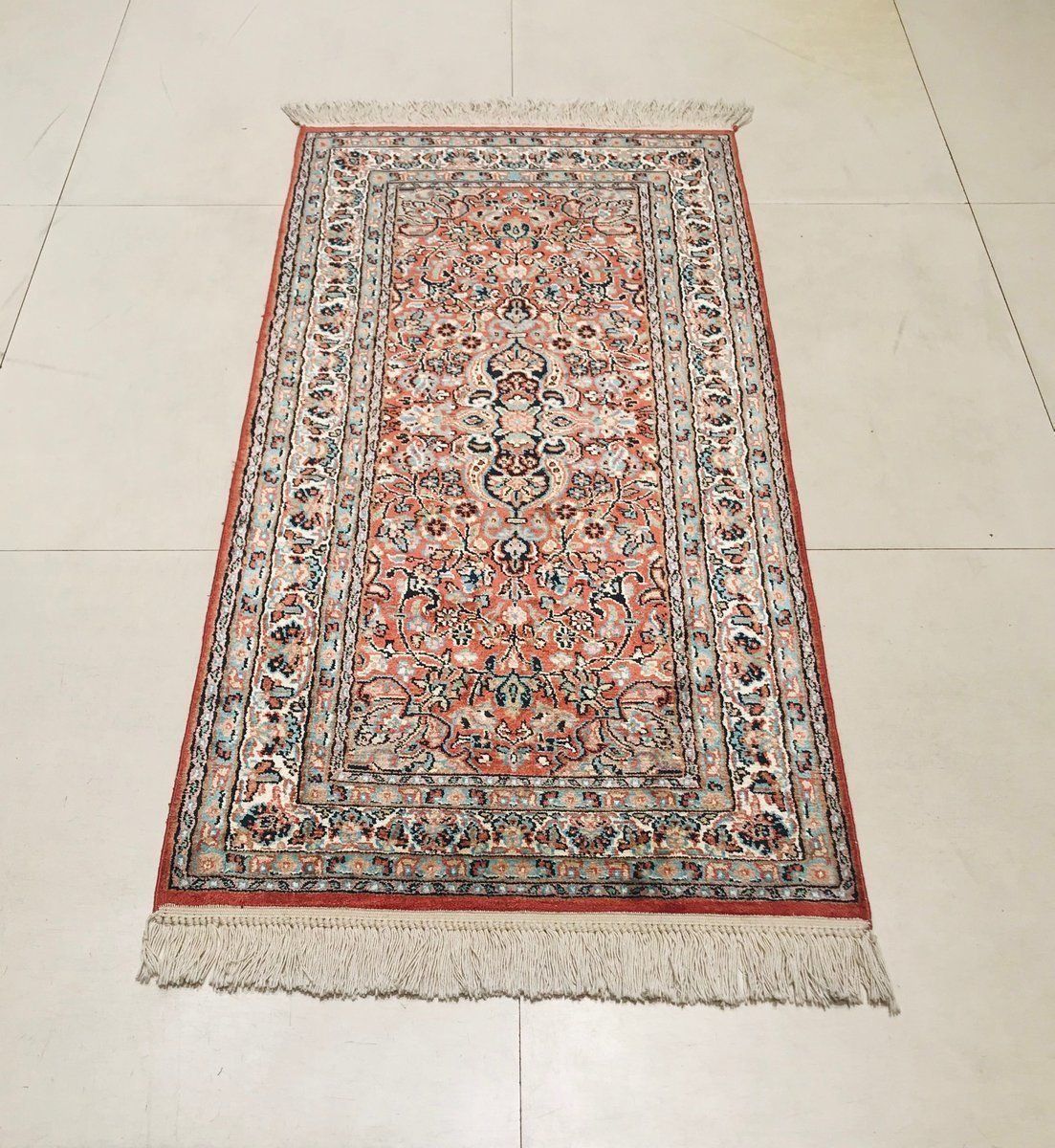 photo furniture Vintage Indian Blue & Pink Silk And Wool Kasmir Carpets, 1973, Set Of 2