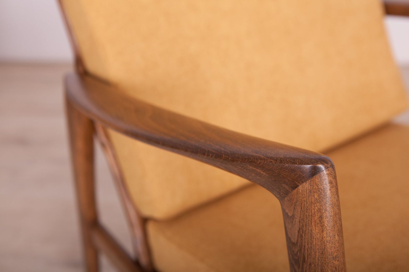 300 139 Armchair From Swarzędzka Factory, 1960s photo vintage