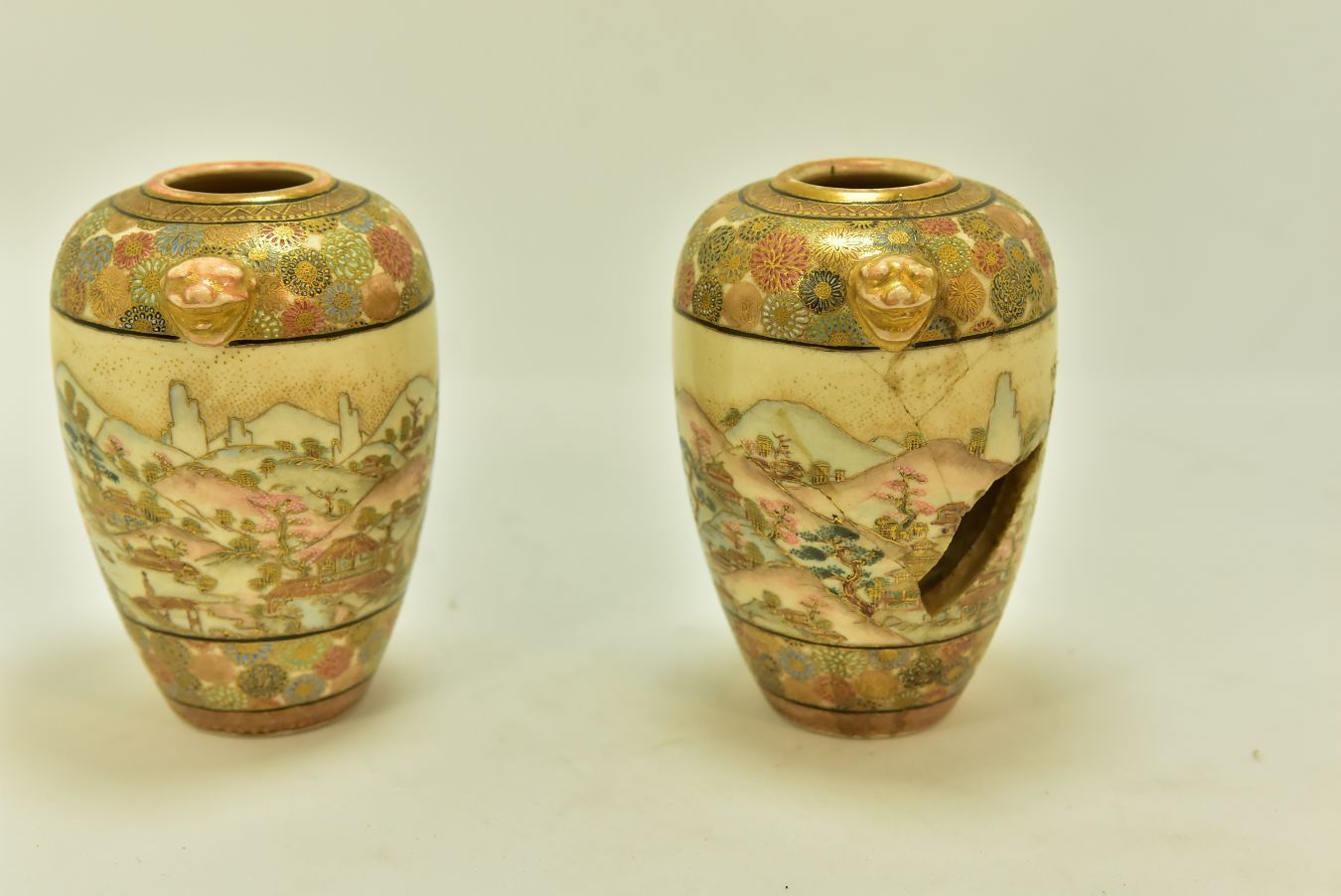 Japanese Satsuma Vase, Xi Xth Century photo Home Decor