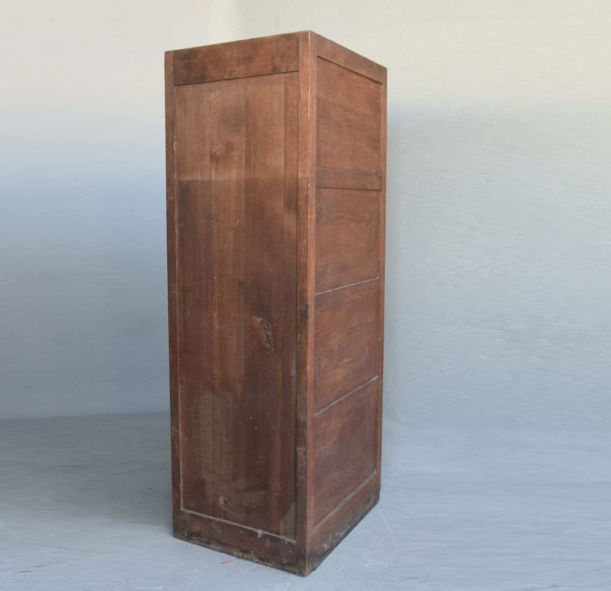 Locker With Oak Compartment Around 1900 photo vinterior