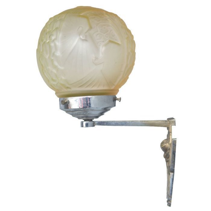 Art Deco Wall Light Stainless Steel And Glass With Rose Globe Decoration In Molded Glass 1930