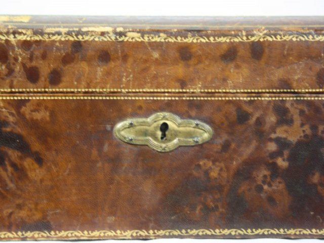 327.0 Jewelry Box In Decorated Leather photo