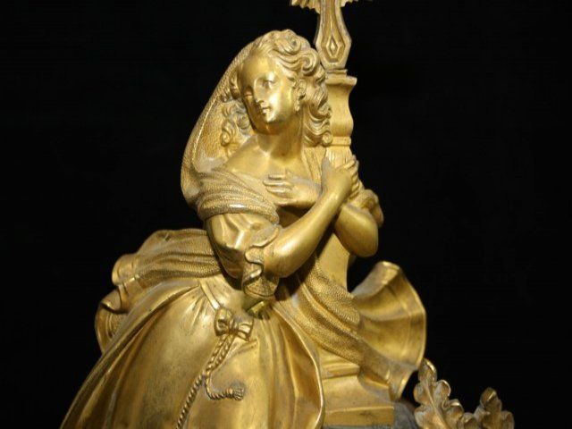 Home Decor Gilt Bronze Restoration Pendulum photo