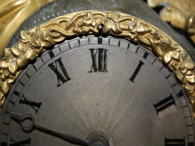photo vintage Gilt Bronze Restoration Pendulum