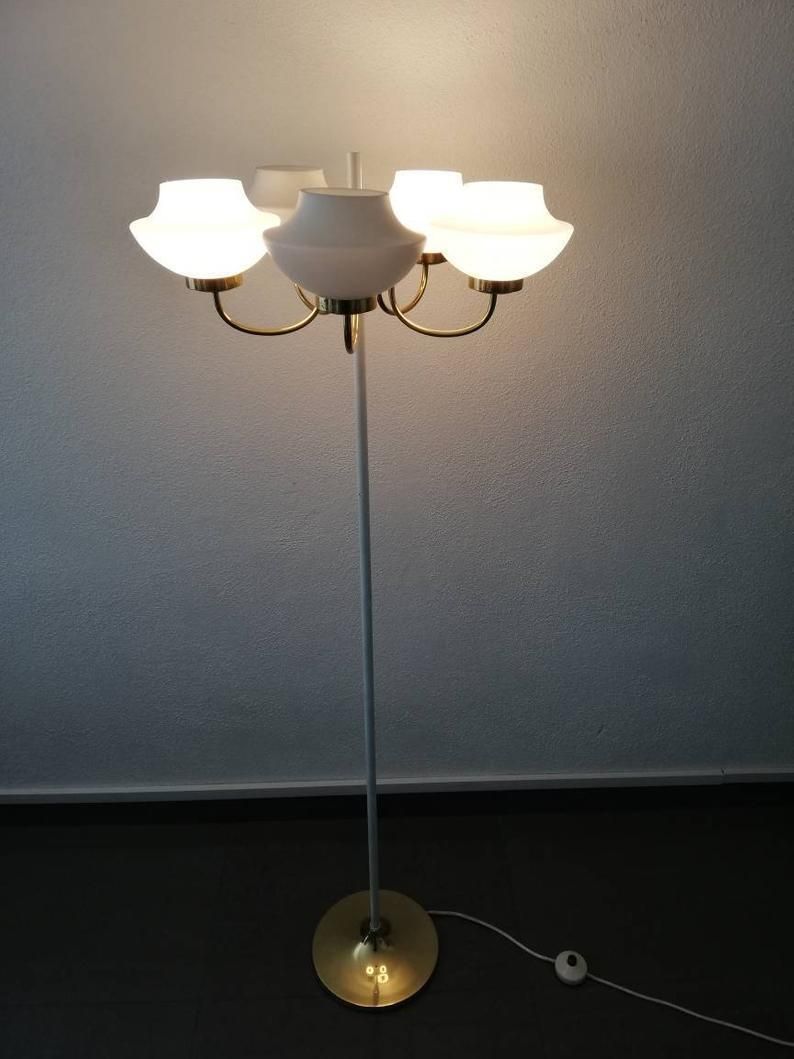 Extraordinary Italian 5 Arms Floor Lamp   Brass And Metal Body   Opal Glasses   Mid Century Modern   50s Home Lighting   3 Step Lighting photo vinterior