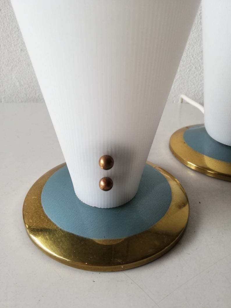 50s Curved Hard Plastic Lampshade Pair Of Beautiful Table Lamps   Blue & Brass Metal Base   Germany photo vinterior