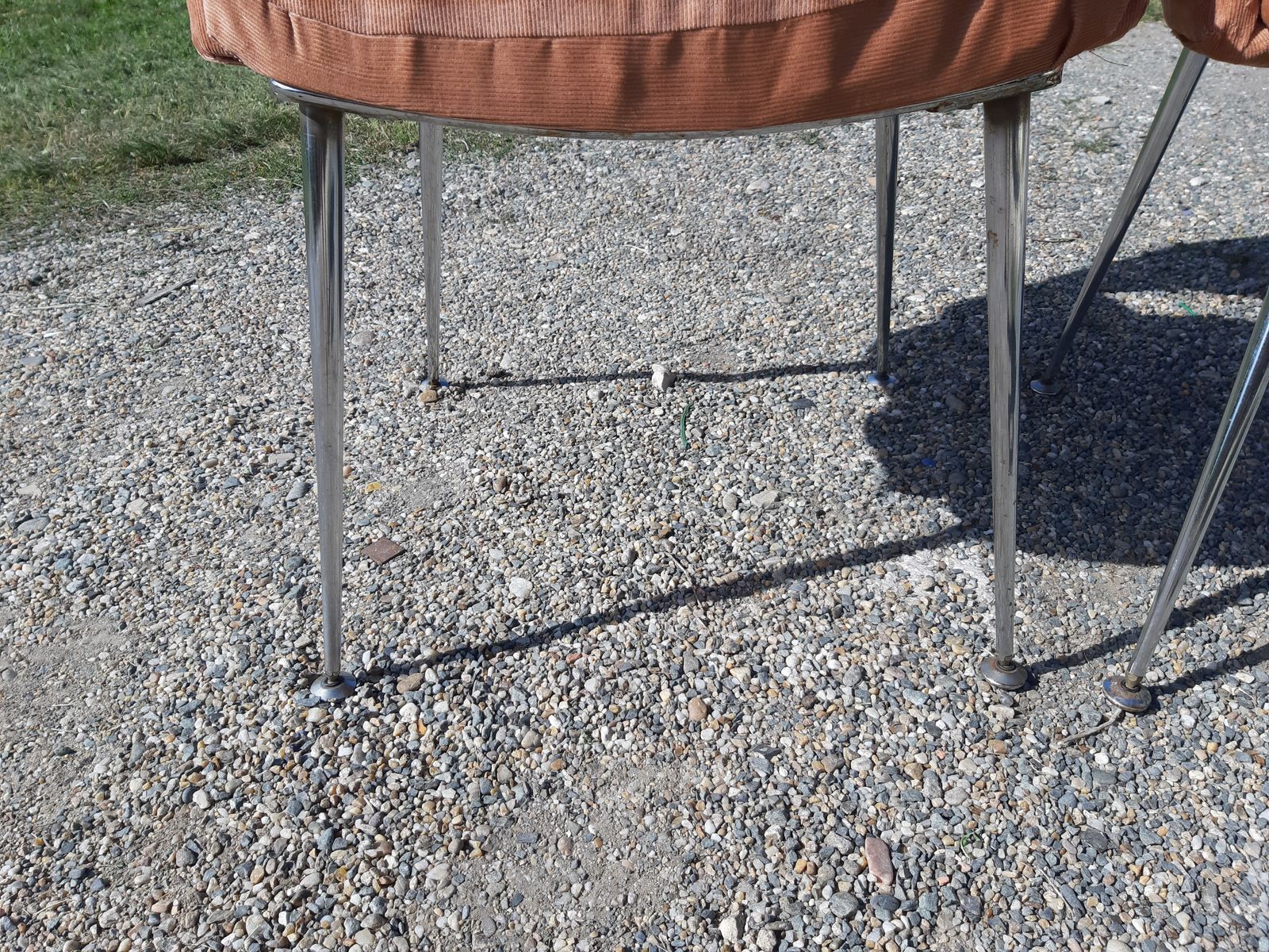 Pair Of Vintage Armchairs Of The 1970s Chrome And Salmon Fabrics photo vinterior