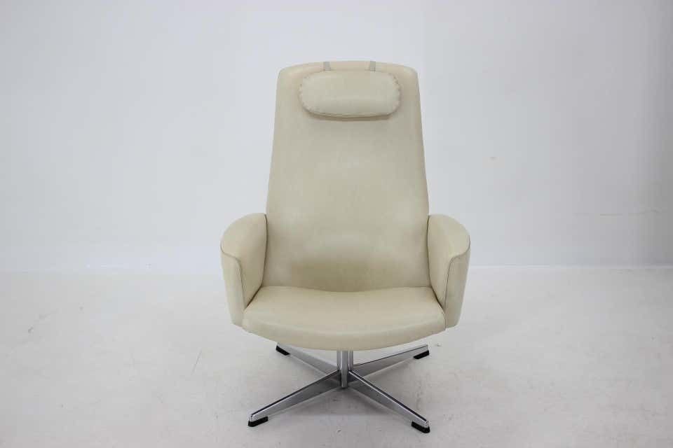 Sweden Beige Swivel Chair For Asko, 1970´S. photo for sale