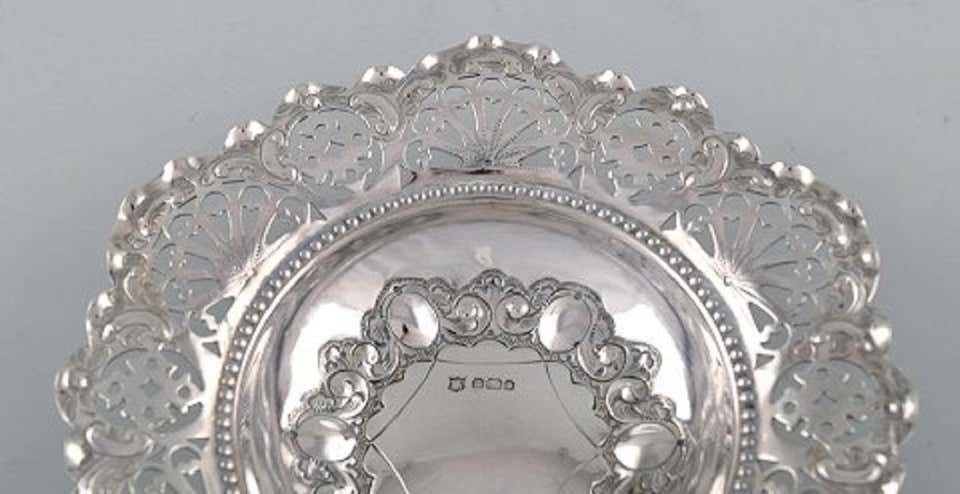 Charles Boyton & Son, London, Pierced Ornamental Bowl In Silver, 1910s photo for sale