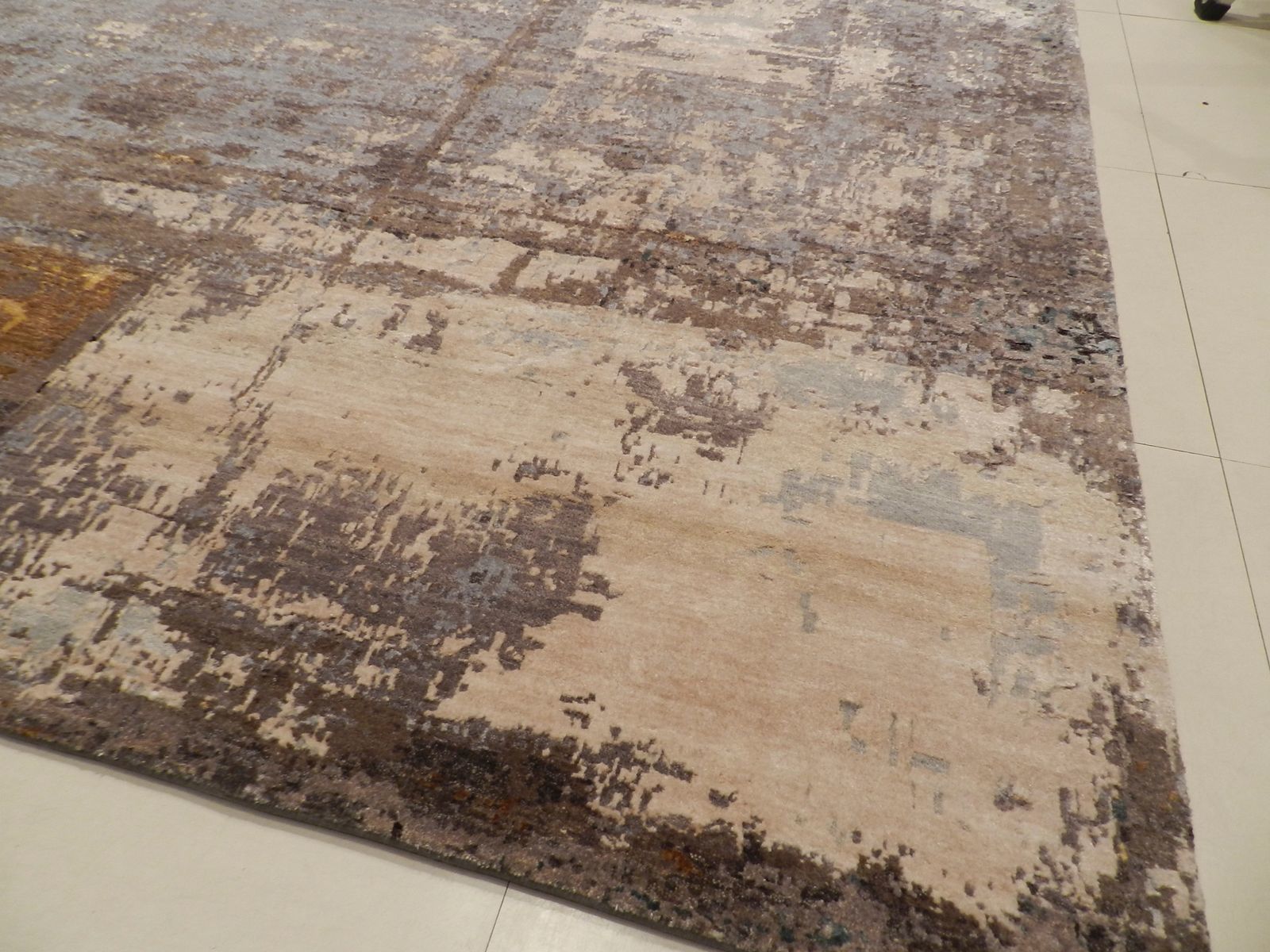Jaipur 10/10 Carpet From Zenza Contemporary Art & Deco photo for sale
