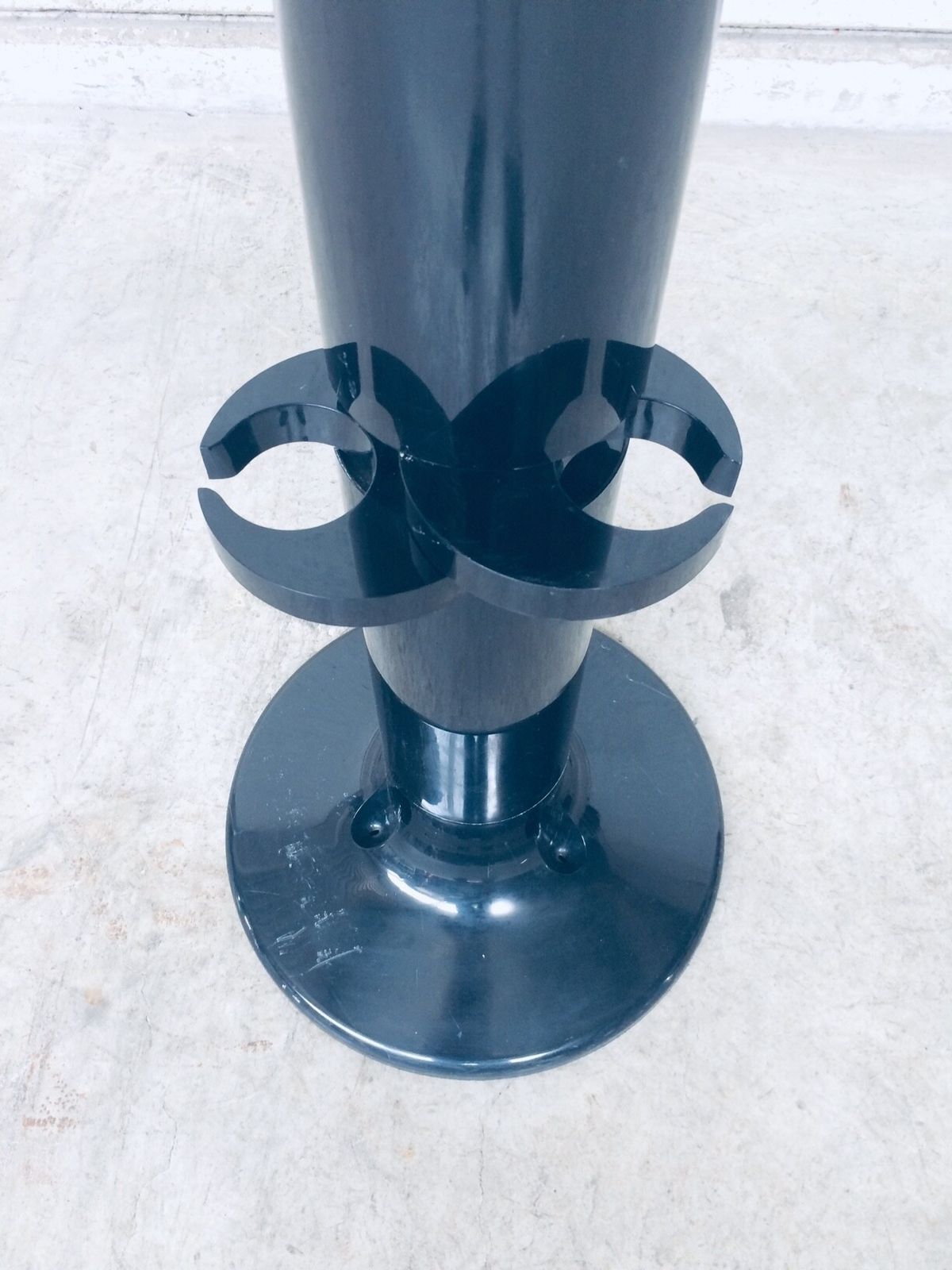 photo for sale Mid Century Modern Design Planta Kapstok Van Giancarlo Piretti Voor Castelli, Jaren 1970