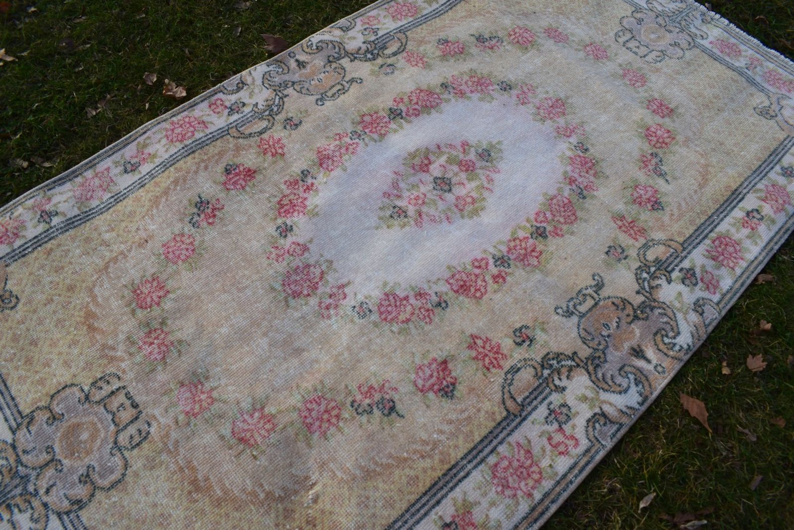 photo furniture Turkish Hand Knotted Woolen Sparta Rug, 1970s